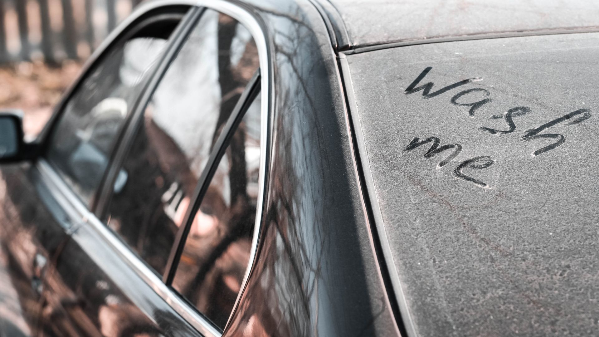 Dust, Debris & Dry Weather: The Hidden Dangers Lurking on Your Car This Fall